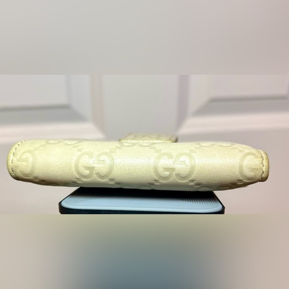 Gucci Beige Monogram Wallet - GUC - Picture 11 of 11